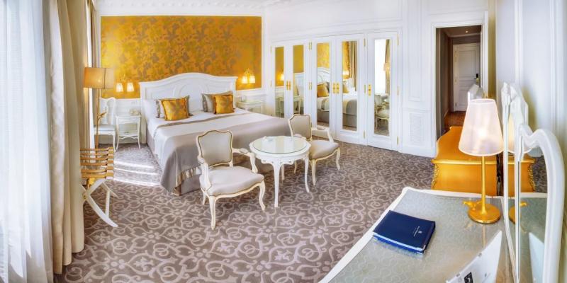 デラックスルーム(©MONTE-CARLO Société des Bains de Mer)