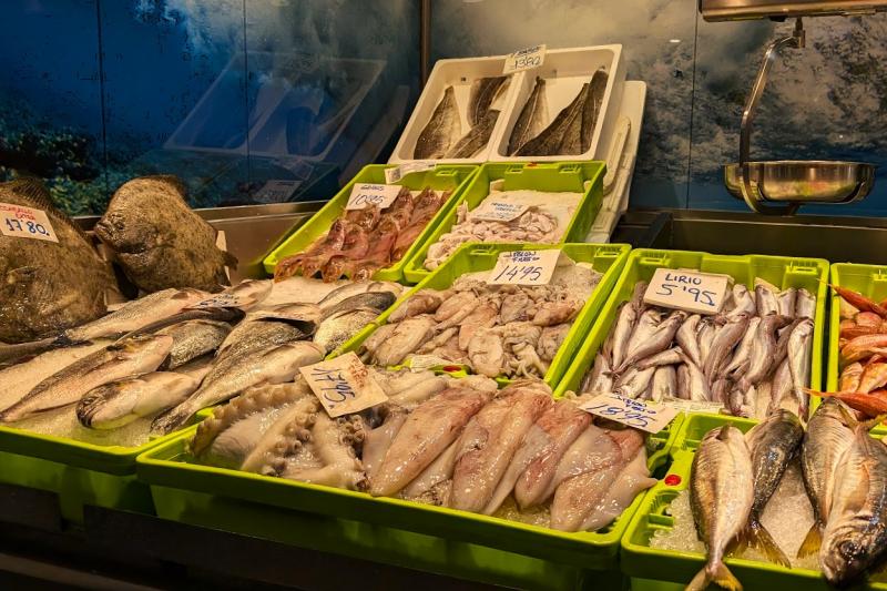 お魚店