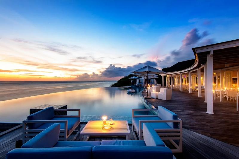 Sunset Pool Café