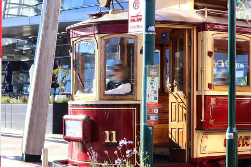 クライストチャーチの街を走る路面電車