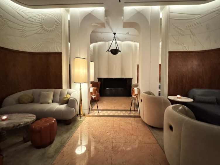 ザ バークレー バー&テラス