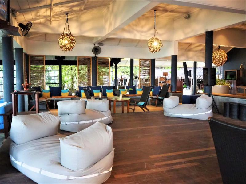 Reef Barの店内の様子