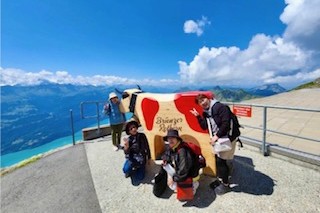 ロートホルン展望台からブリエンツ湖を眺めました