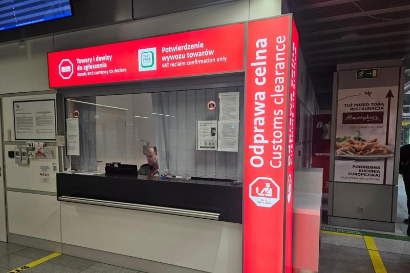 免税手続きカウンター