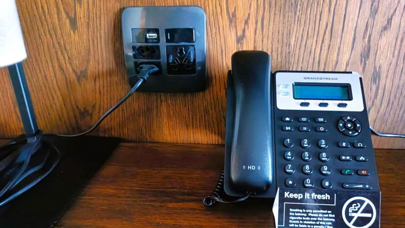 コンセントはヨーロッパ式タイプ、USB、B3など、さまざまなタイプ
