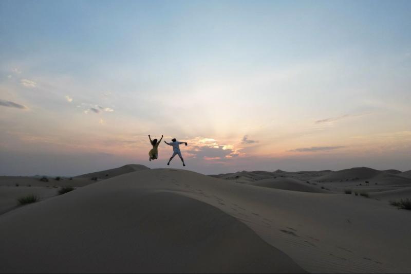 夕日とドローン