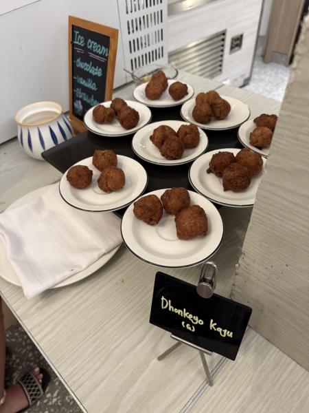 一推しのモルディビアンスイーツ、Dhonkeyo Kaju