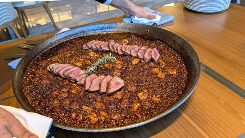 お肉のパエリア