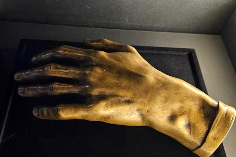 ショパンの手形