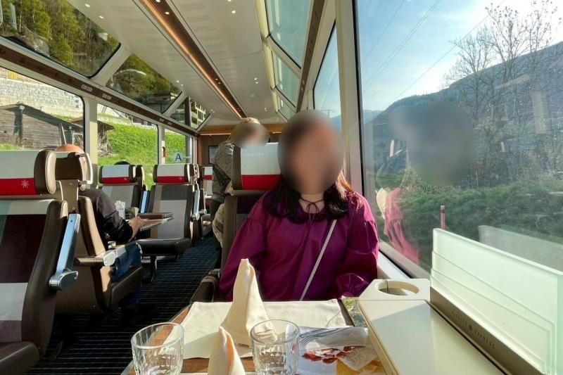 旅のハイライトのひとつ、氷河特急に乗車!
