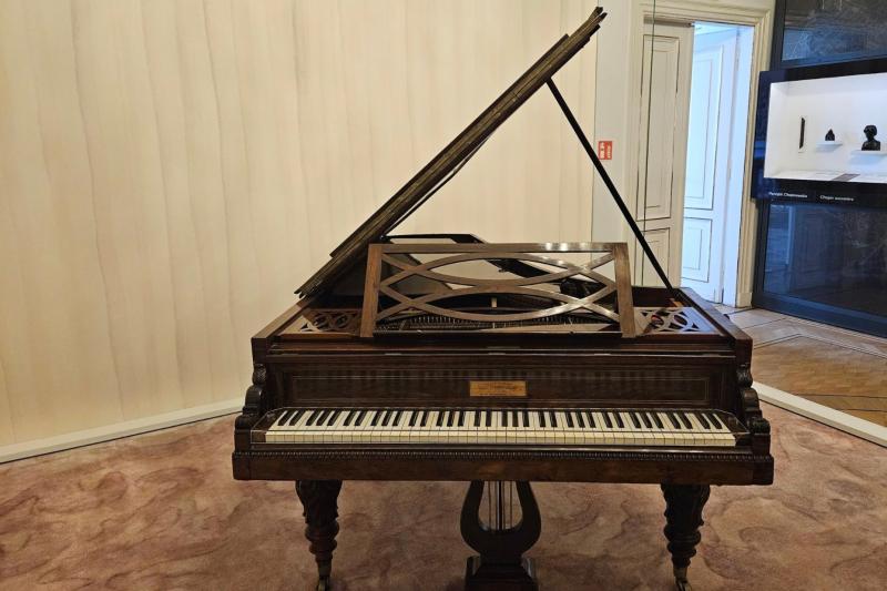 実際にショパンが演奏していたと言われているピアノ