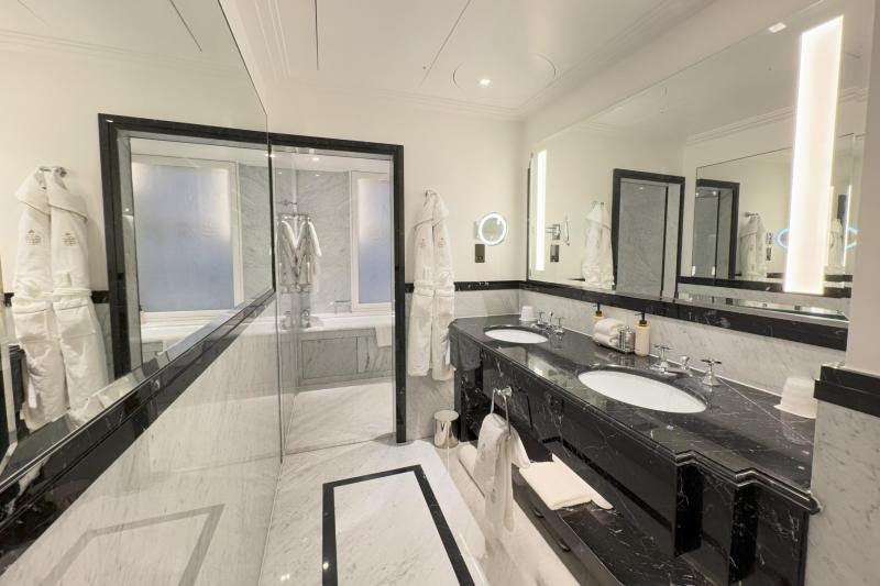 お部屋によって色味が少しずつ異なります