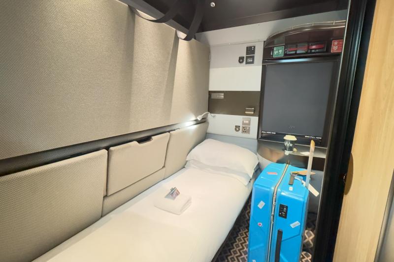 キャビン内のベッド