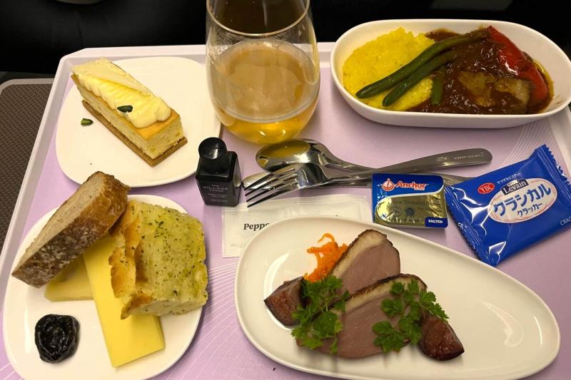 機内での夜ご飯