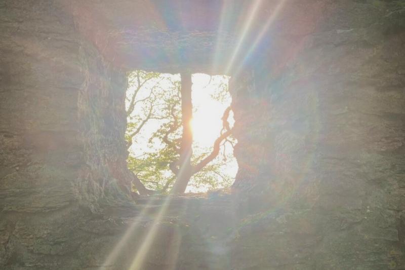 壁からの太陽(ヴィスビー)