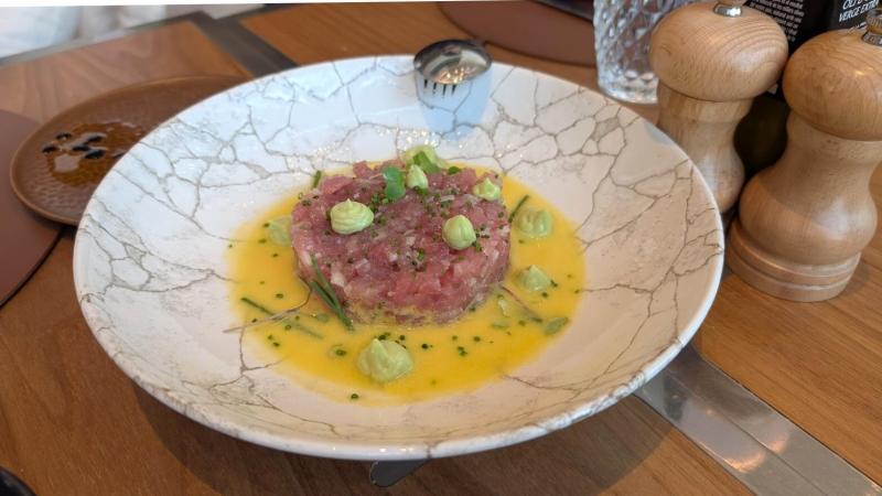 マグロのタルタル