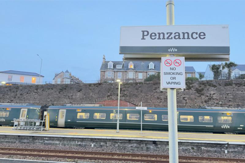 ペンザンス駅に到着!