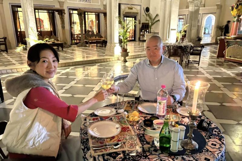 ジャイプールで宿泊したラージ パレスでの食事風景