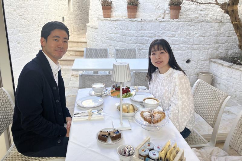 南イタリア・アルベロベッロで朝食