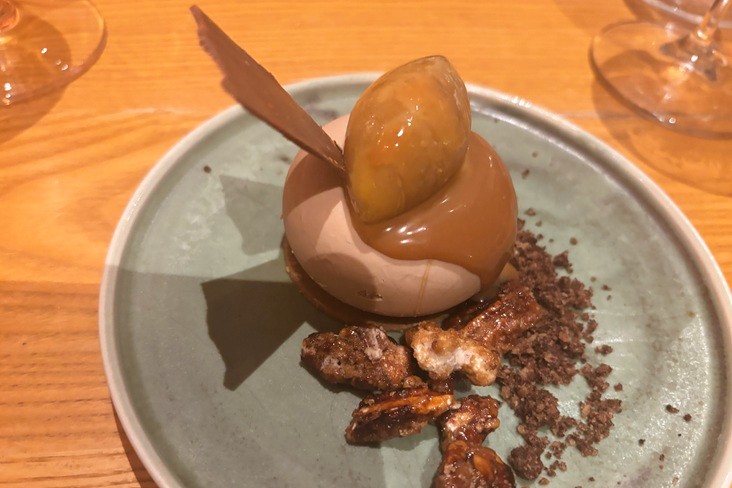 今回の視察旅行で一番お気に入りのデザート♪ ホワイトチョコやキャラメル、バナナなどを使った濃厚な一皿