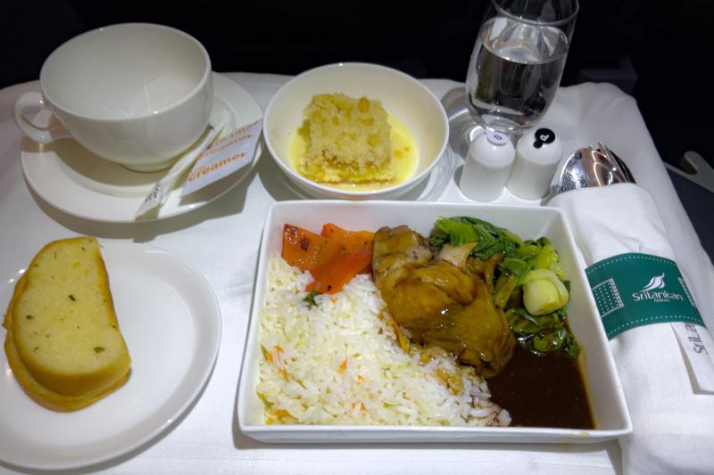 メインはインペリアルチキン