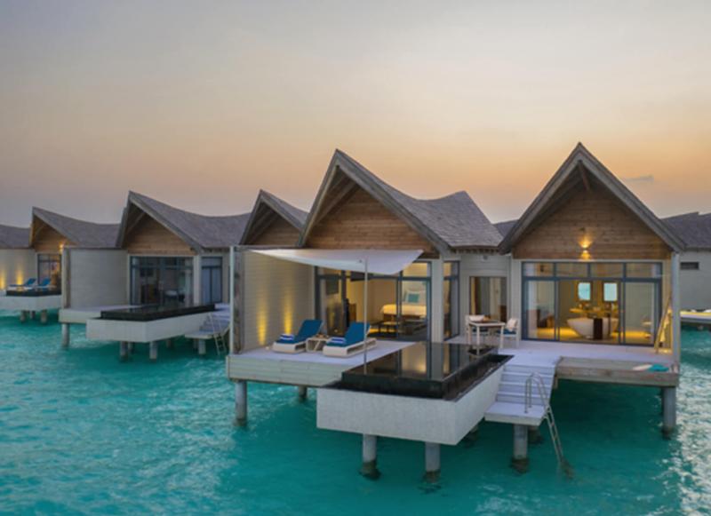 オーバーウォータープールヴィラ