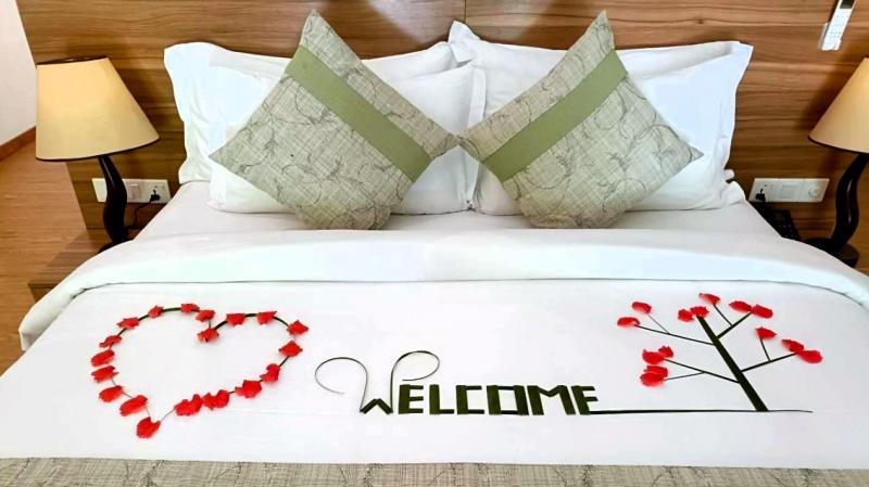 ◆ハネムーン特典が豊富モルディブのリゾートホテルには、たくさんのハネムーン特典が用意されています。シャンパンやビーチでのロマンティックディナー、フルーツバスケットなど、モルディブほど充実している国はそうそうありません。