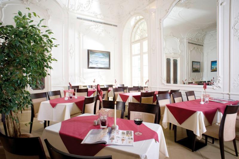 Schloss-Restaurant and Café