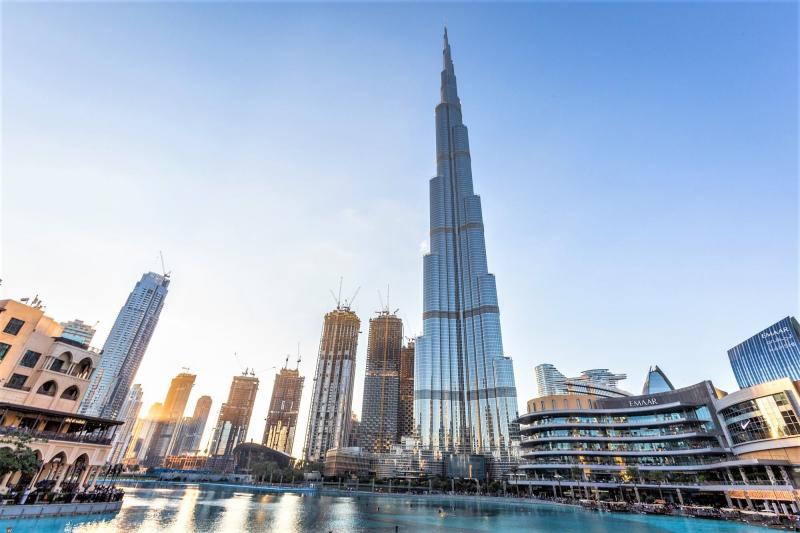 新市街地にある世界一高いビル「Burj Khalifa（バージュ・カリファ）」へ