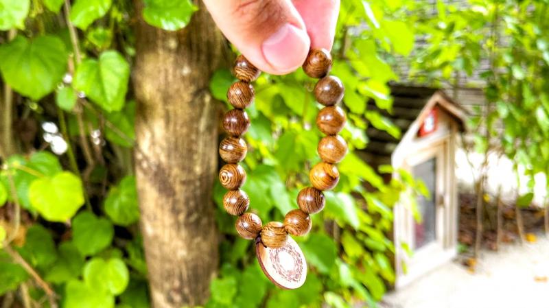 ブレスレットタイプのカギ