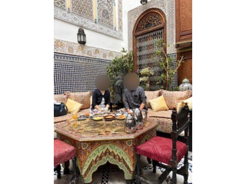 フェズで宿泊したリヤド ギタ。素敵な中庭でおいしい朝食