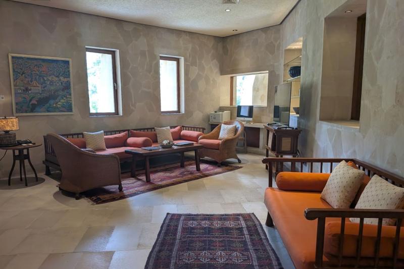 ジム横に併設されているライブラリー＆ラウンジはチェックアウト後も利用可