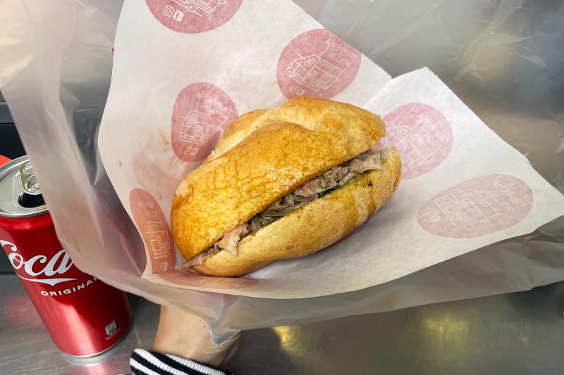 ランプレドットのパニーニ。すごーく大きい
