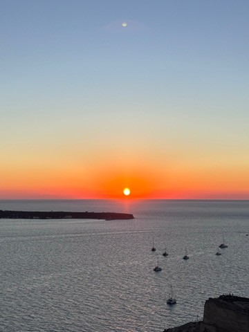 サントリーニ島の夕日