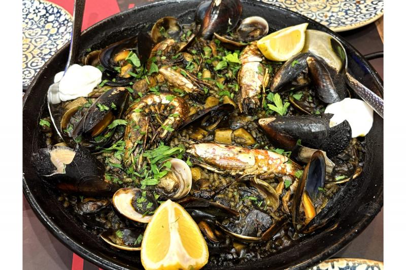 サグラダ ファミリア近くで食べたパエリアが絶品だった！