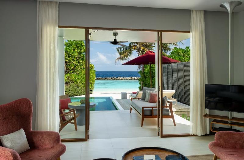 プール付きビーチスイート