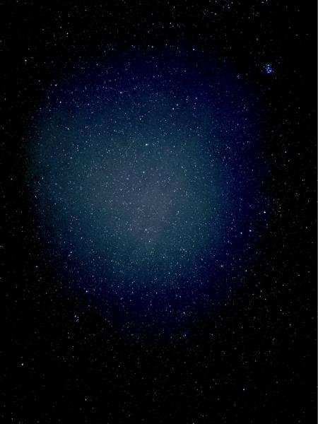 外の電気を全部消してソファで寝転んで、1番きれいな星空を見られました！