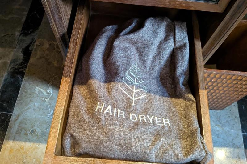 ヘアドライヤー