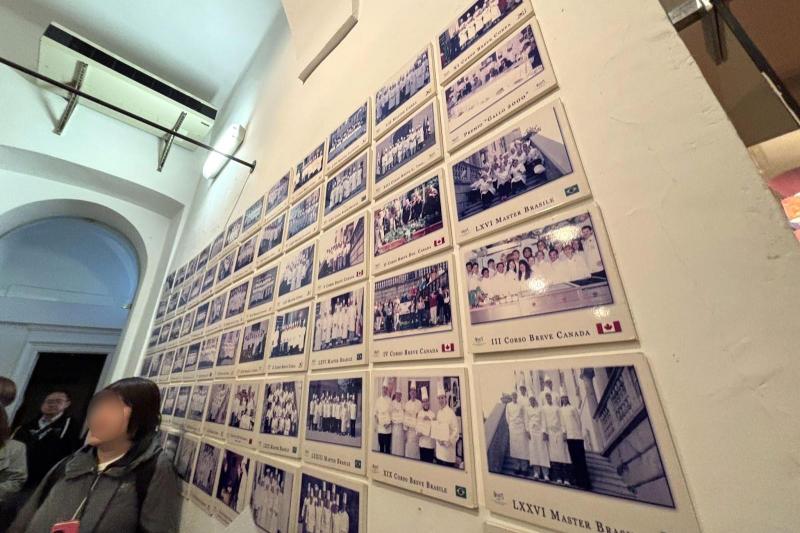 世界各国から生徒が集まります