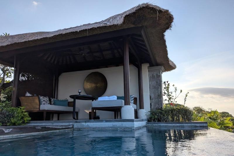 ガゼボで風を感じながら過ごすのも良いですね