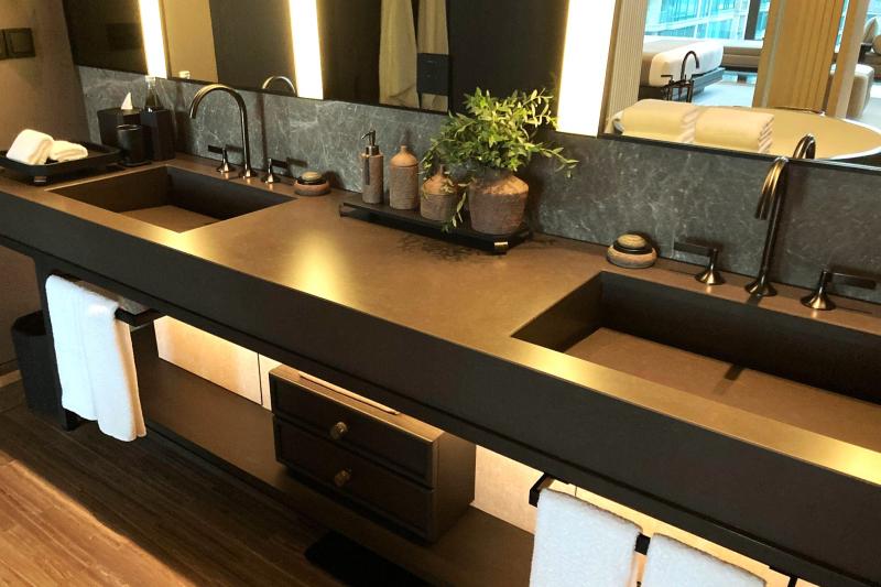 Wシンクの洗面台