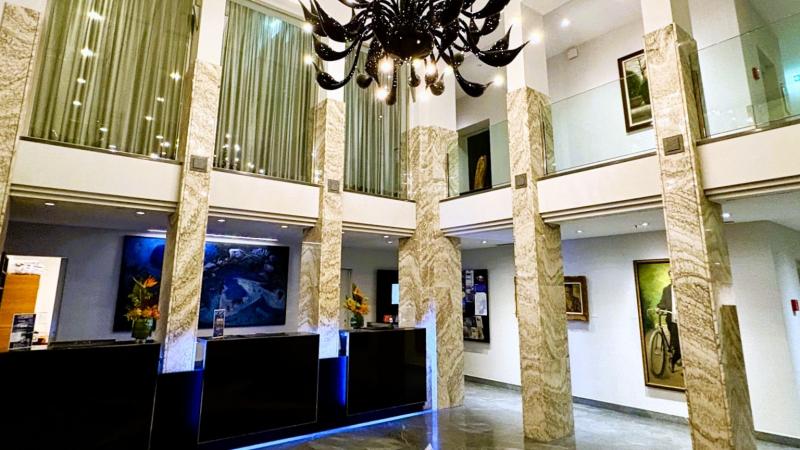 エントランスロビー