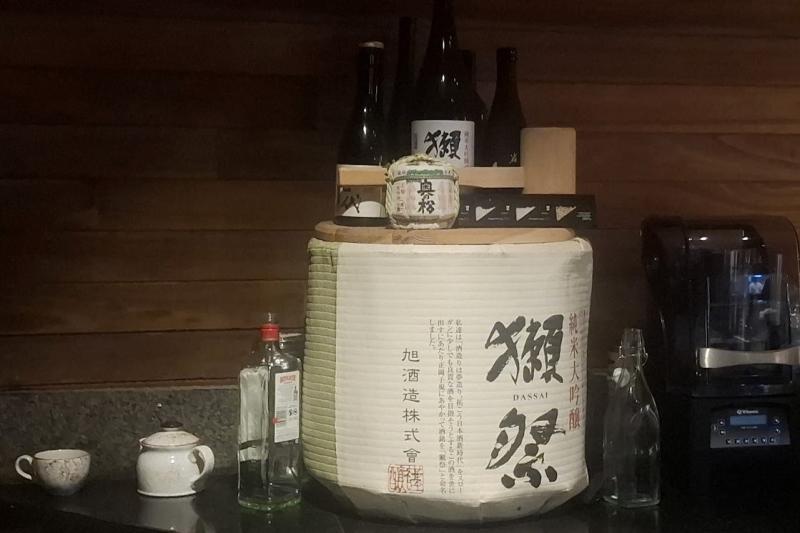 入るとすぐに獺祭が！！