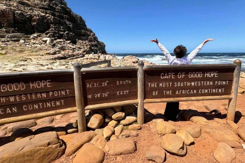 ケープタウンではケープ半島ツアーに参加（希望峰にて）