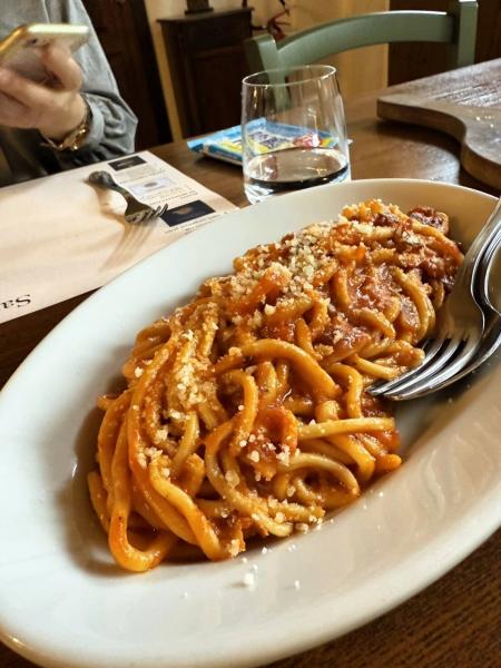 ブルネッロとトマトソースパスタが合う！！