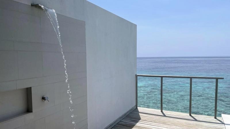 部屋の屋外シャワー