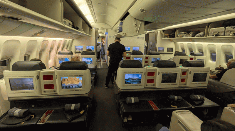 TK199便の機内の様子