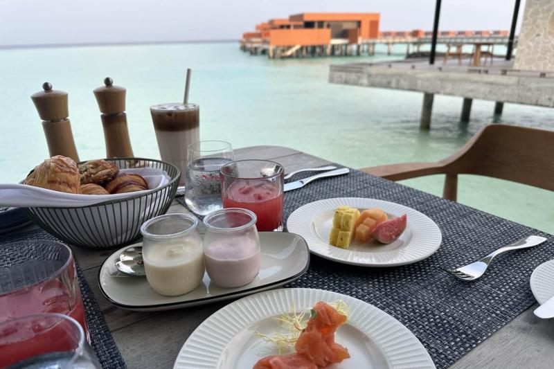 ラールフレストランでの朝食