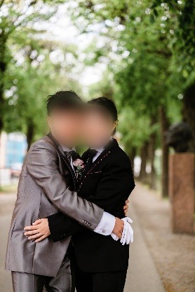 ストックホルム市庁舎にて。着たかったタキシードを着ることもできて大満足でした！