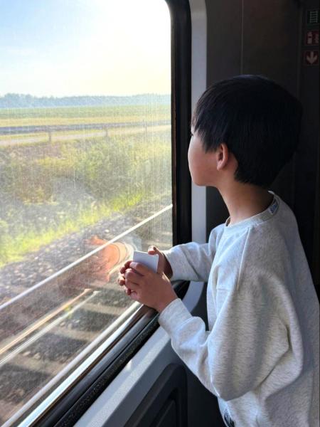 寝台列車から見た朝焼け 